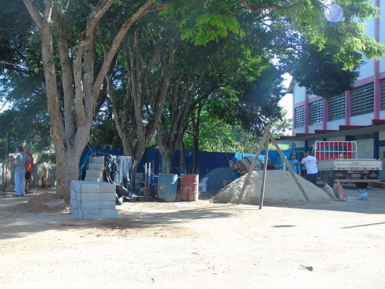 Prefeitura Municipal de Ouro Fino trabalha intensivamente para a recuperação do Estádio Municipal Capitão Armando