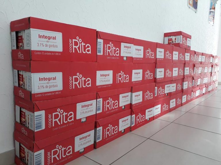 Empresa doa 540 caixas de leite para a Santa Casa de Ouro Fino