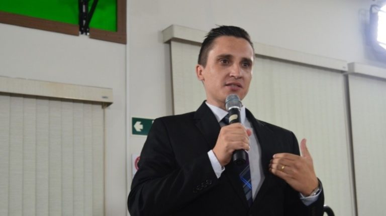 Vereador Rafael Silva cobra limpeza no Jd. Esperança
