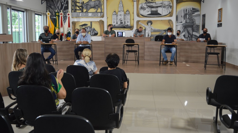 Vereadores se reúnem com a Diretoria de Saúde Municipal para debater sobre o avanço da Covid-19 em Ouro Fino