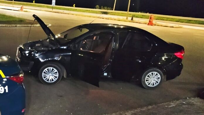 Homem é preso com carro clonado na rodovia Fernão Dias, em Pouso Alegre