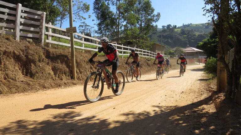 Ouro Fino sedia a Segunda Etapa da maior maratona de mountain bike do Brasil e recebe ciclistas de mais de 200 cidades