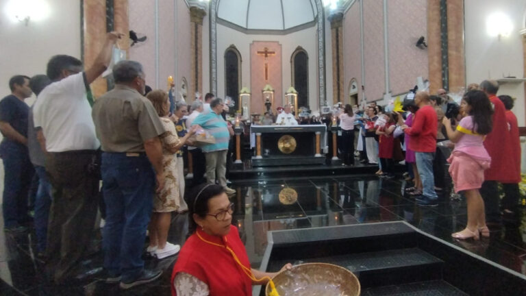 Santuário de São Francisco de Paula e Nossa Senhora de Fátima realiza missa do Dia do Trabalho